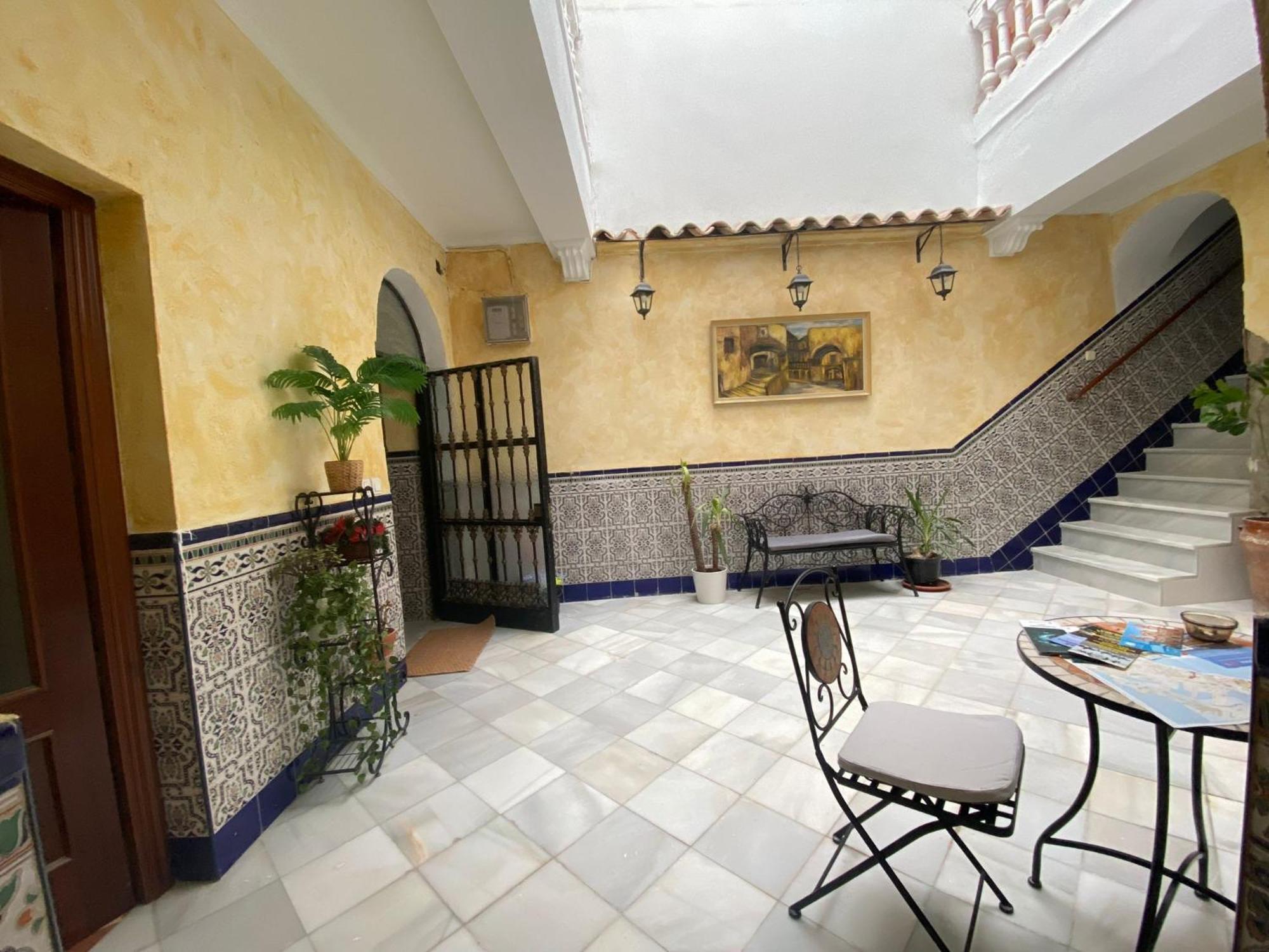 Appartement Patio Andalusi Junto A La Vina à Cadix Extérieur photo